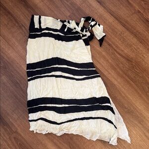 Vix Paula Hermanny Black and White Striped skirt small